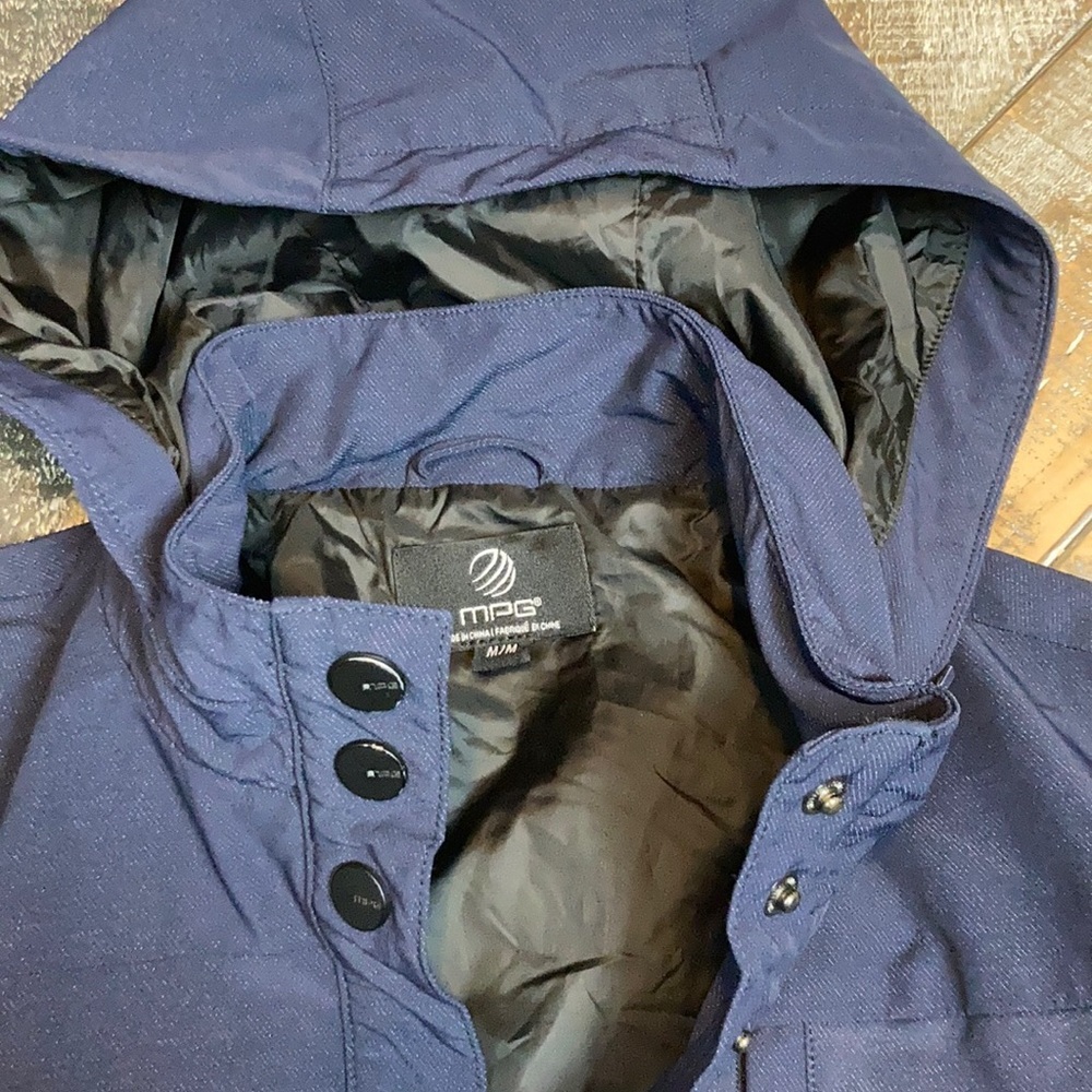 MPG navy hooded jacket w/snap buttons. 3 pockets. - Picture 3 of 5